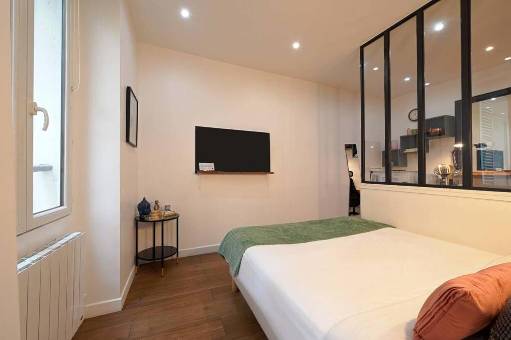 Great And Cosy Studio At Champ De Mars Paris Bagian luar foto
